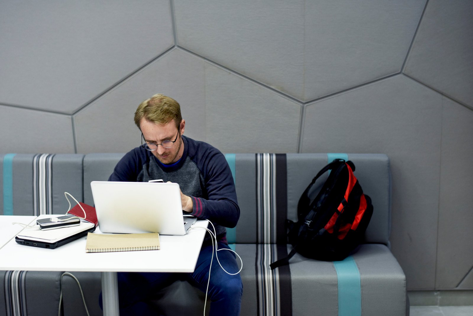 Best Side Hustles UK for Students